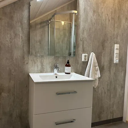 בית נופש Luxurious Family Near Trolltunga, Buer *
