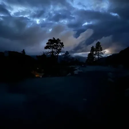 בית נופש Luxurious Family Near Trolltunga, Buer Utsikten